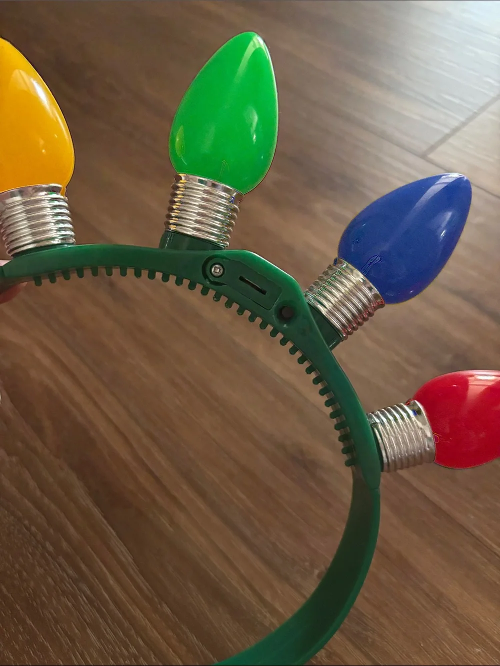 LIGHTS UP Kids Light Bulb Headband - Green with Red, Blue, Green, Yellow Bulbs